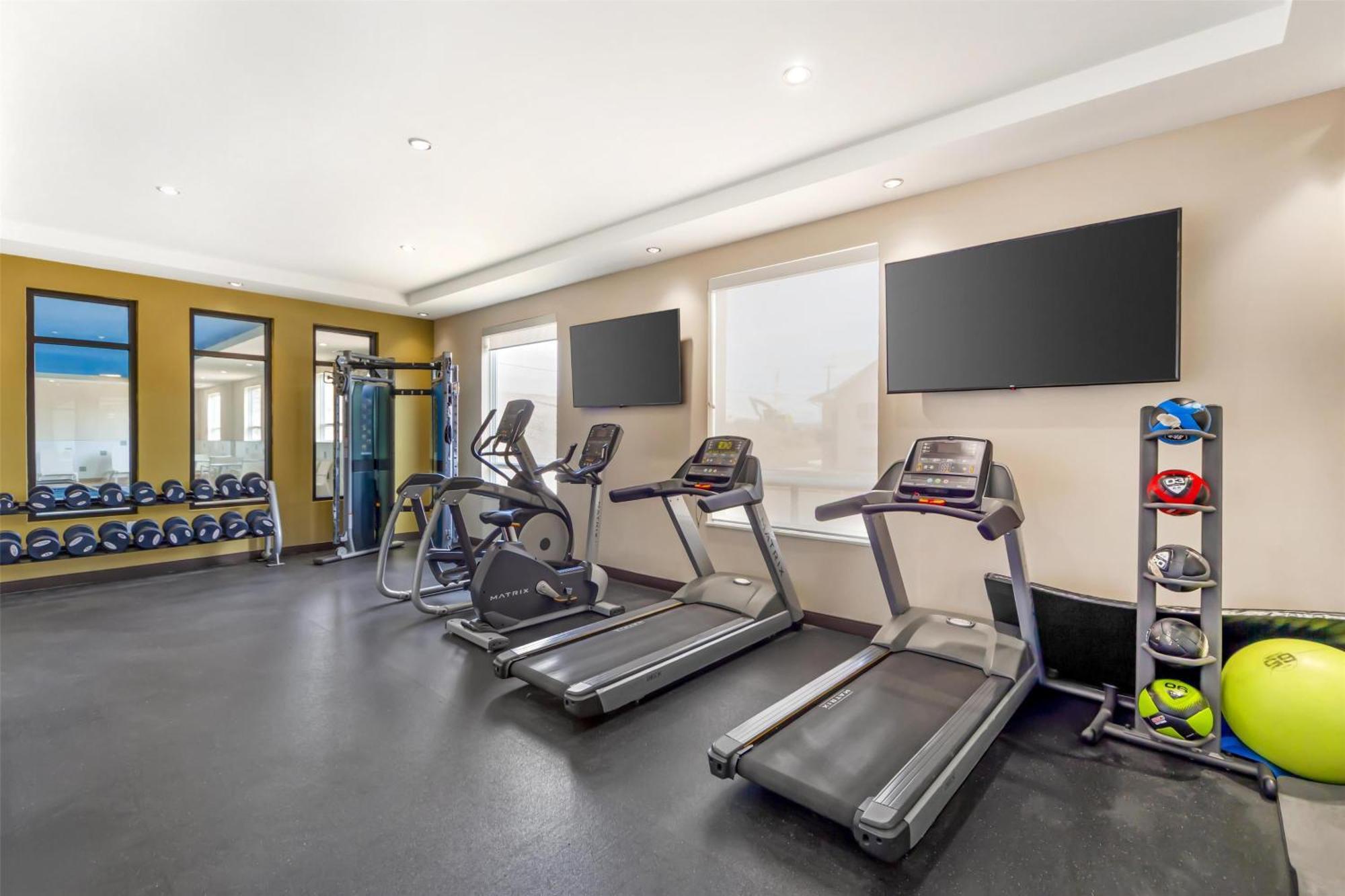 Best Western Plus Hinton Inn & Suites Exteriör bild
