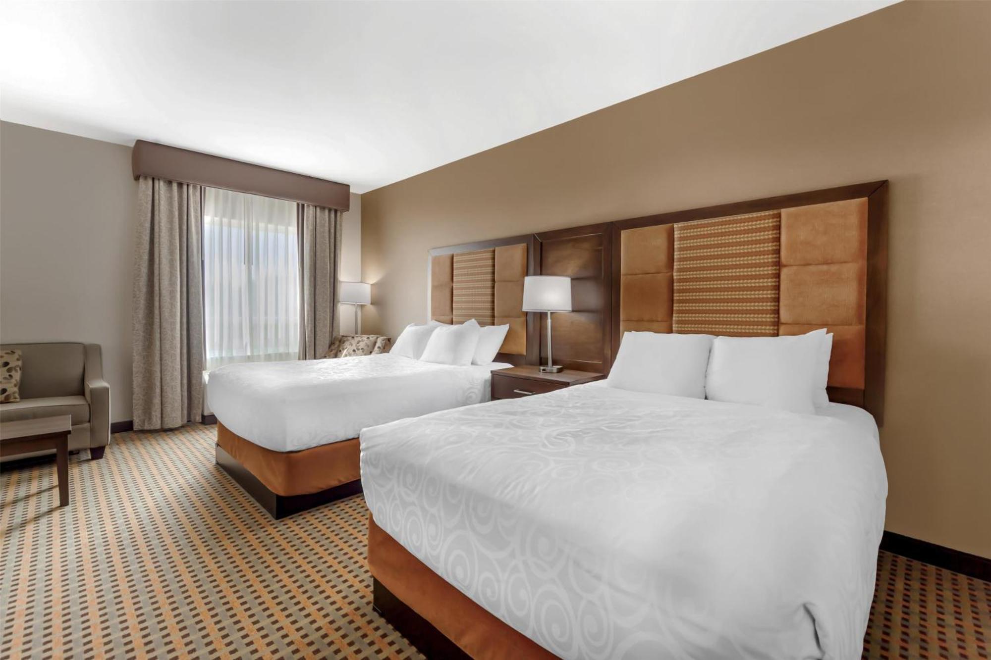 Best Western Plus Hinton Inn & Suites Exteriör bild