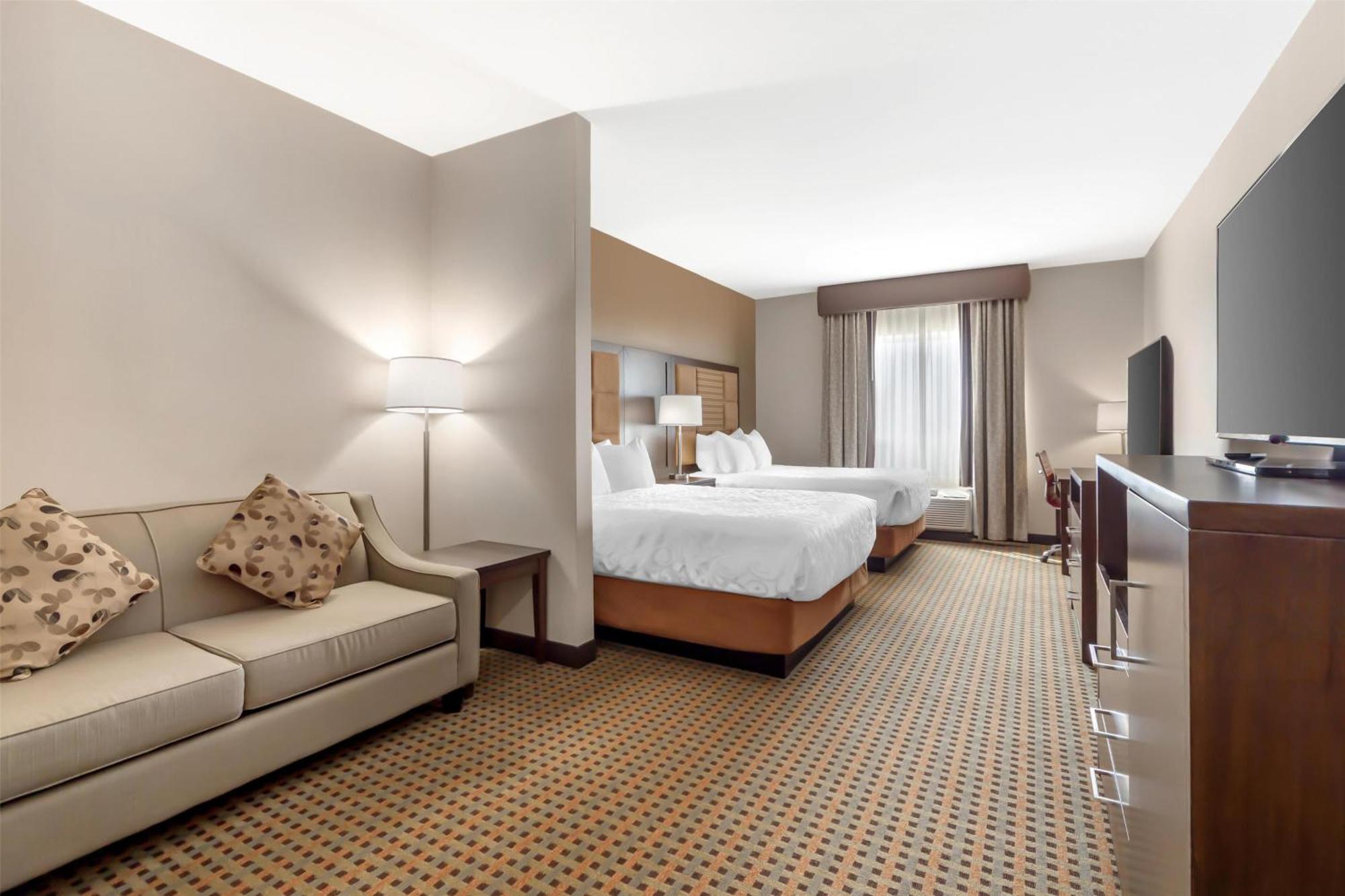 Best Western Plus Hinton Inn & Suites Exteriör bild