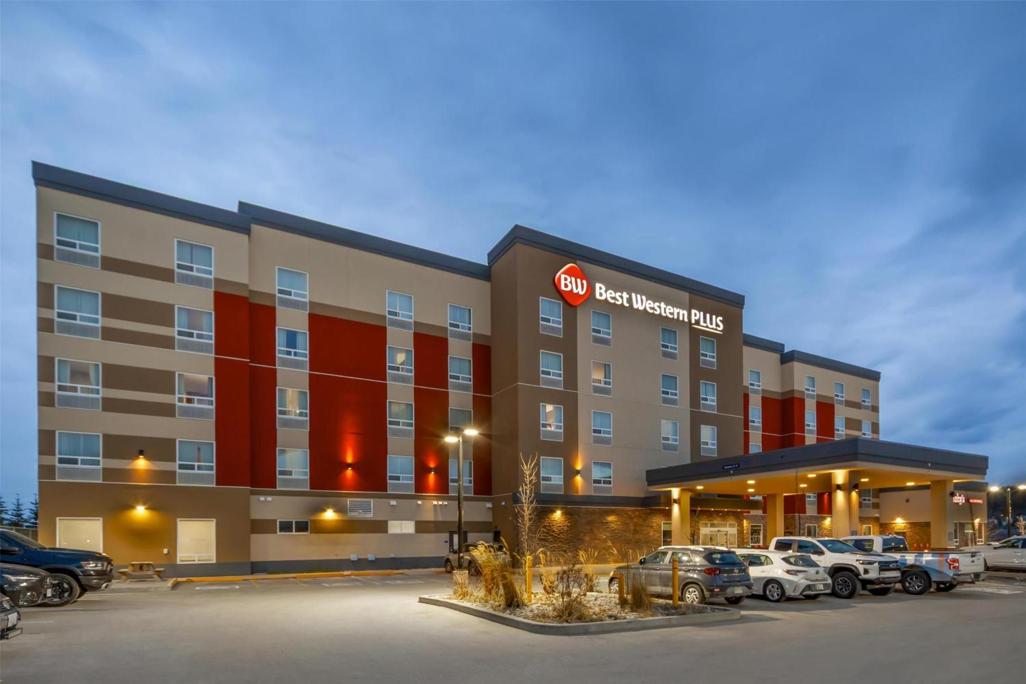 Best Western Plus Hinton Inn & Suites Exteriör bild