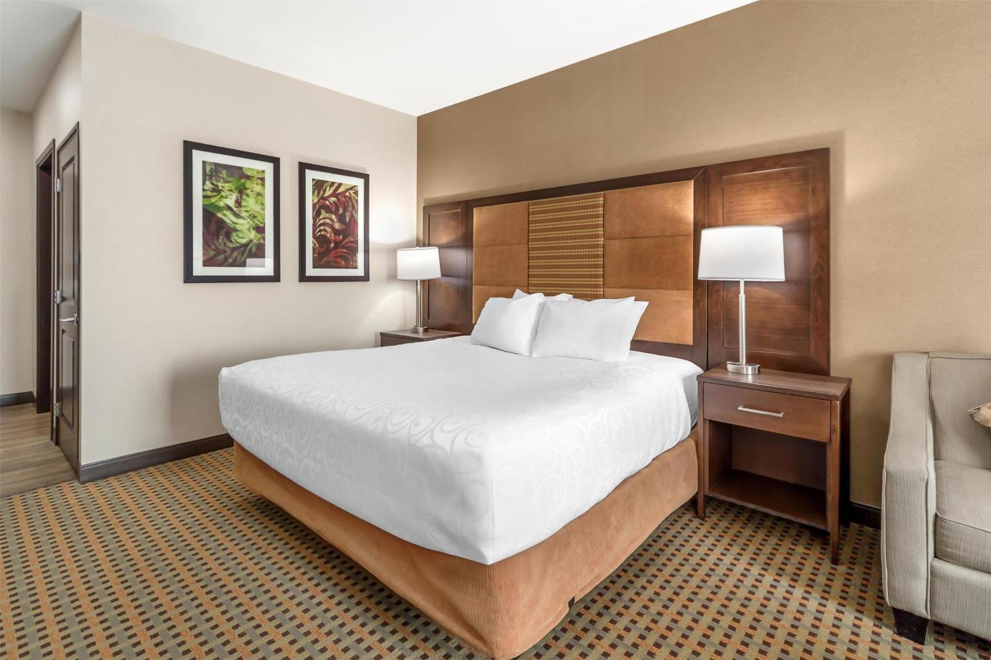 Best Western Plus Hinton Inn & Suites Exteriör bild